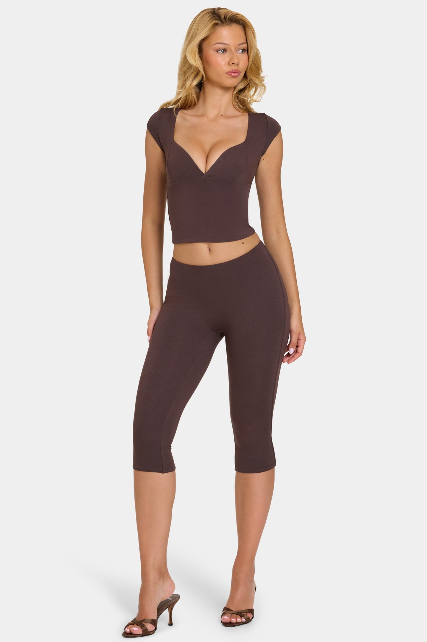 Modal Capri Leggings in Chocolate