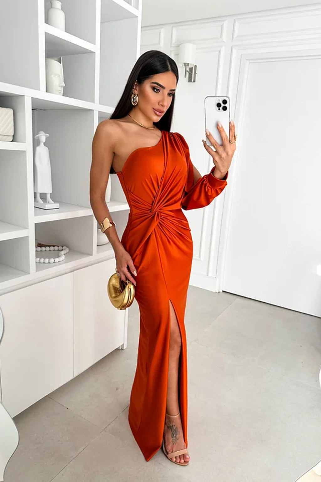 Camila | Vestido Satinado de una Manga