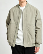 Cazadora Bomber Minimalista