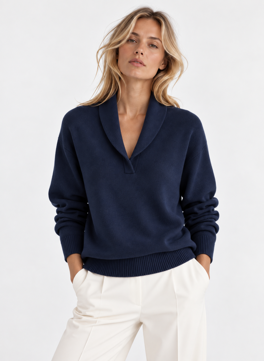 Antonine™ | Pull à col V