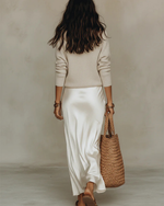 Elena | Vestido Midi Satinado con Jersey Incluido