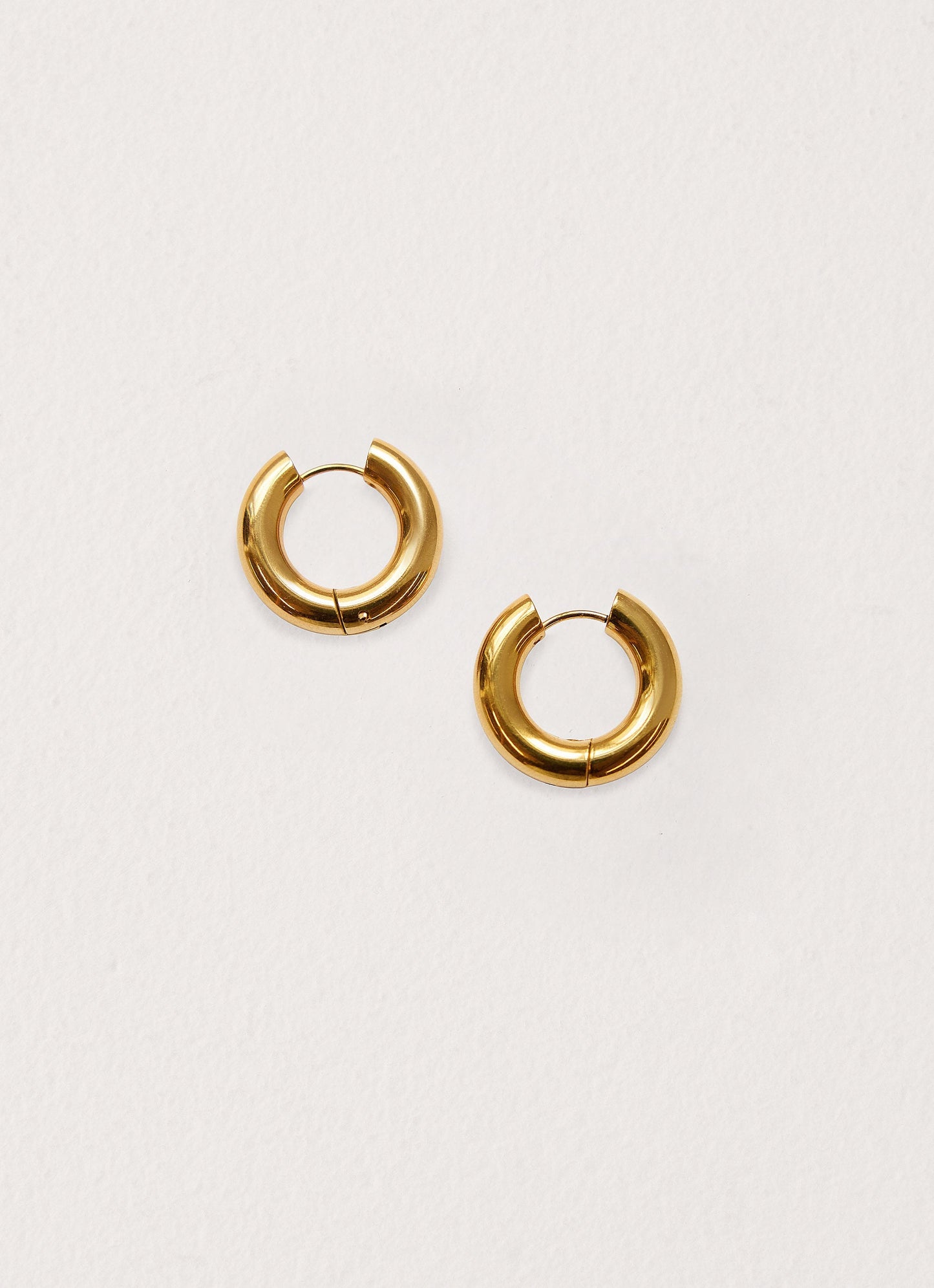 Juicy Drop Earrings - Gold