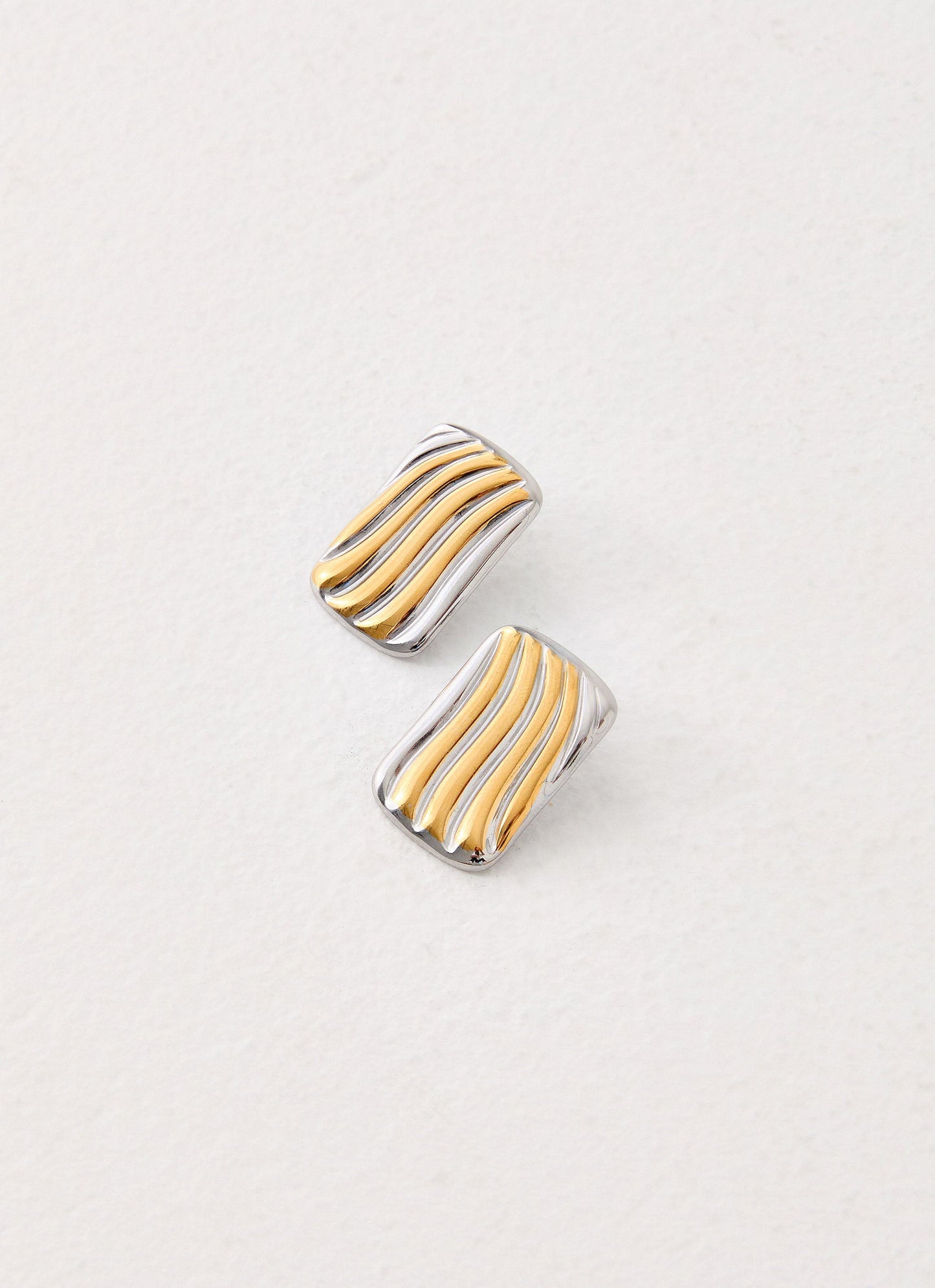 Rouge Spark Earrings - Gold/Silver