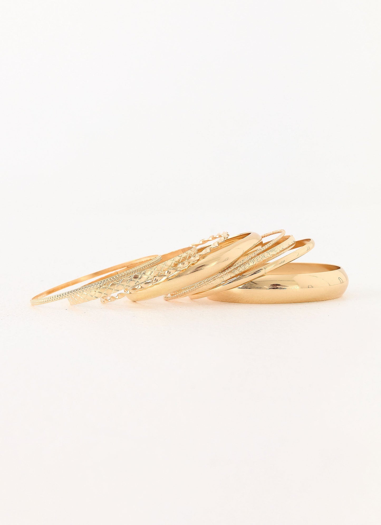 Villa Vibe Bangles - Gold