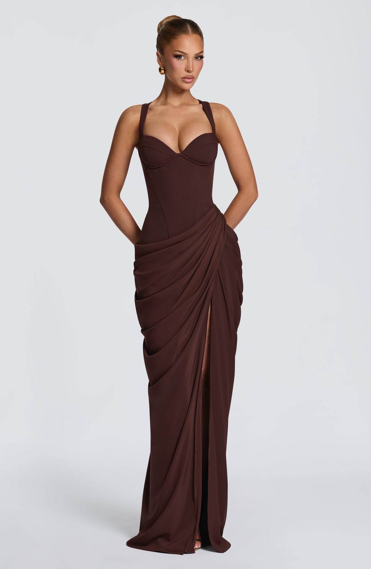 Vestido largo Elara - marrón ciruela