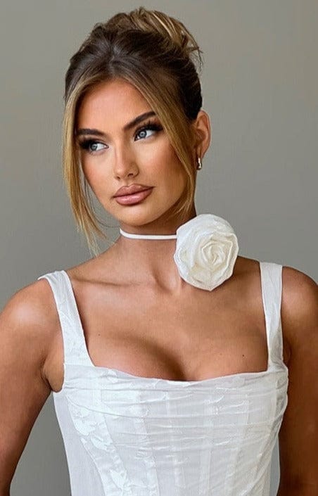 Gargantilla floral Elizabeth - marfil