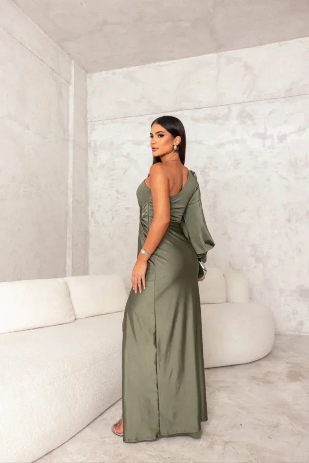 Camila | Vestido Satinado de una Manga