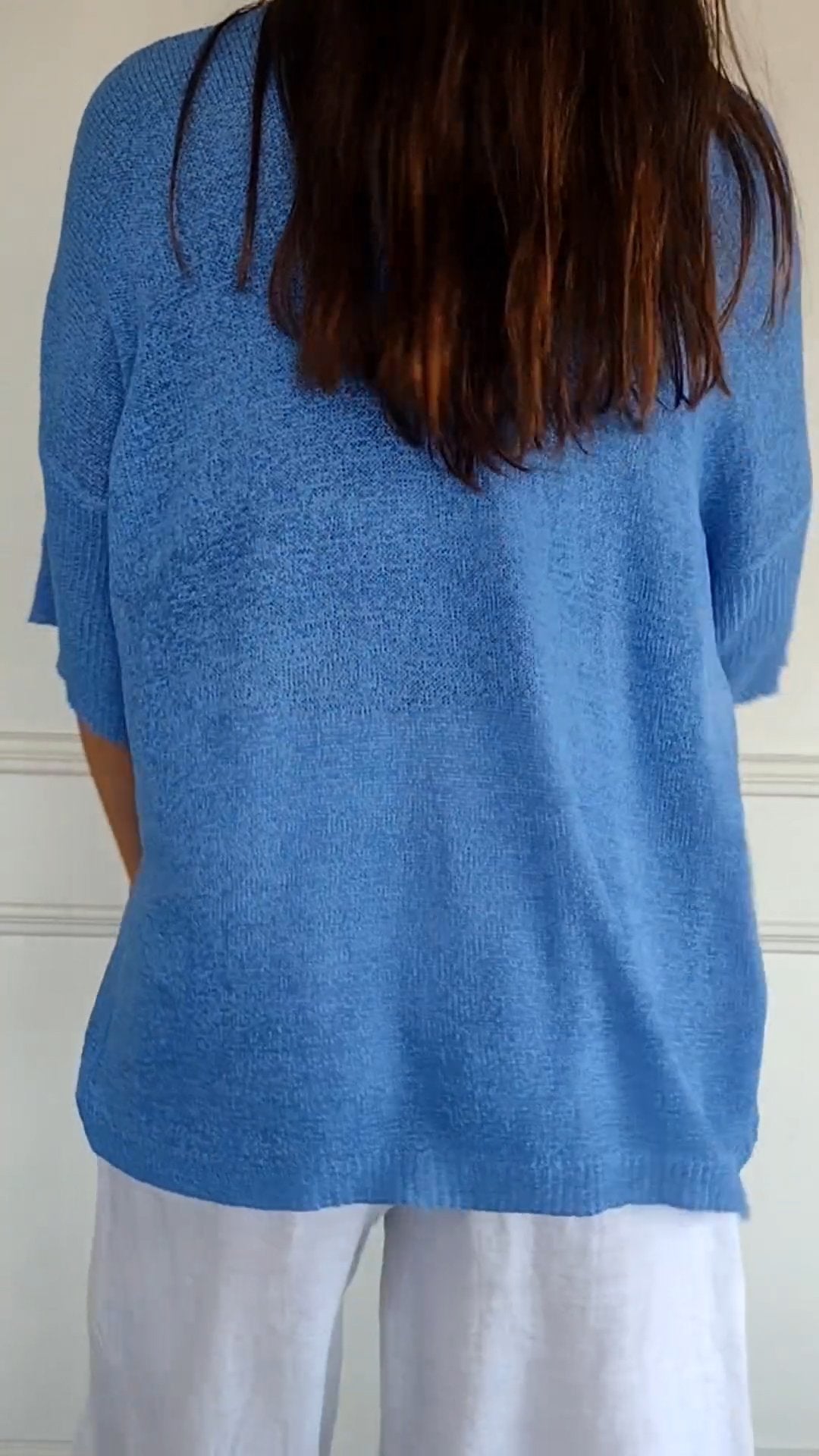 Sofía - Top Atemporal de Cuello en V para Mujer de Valerina Milano