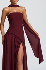 Vestido largo Maliyah - rojo cereza lacado