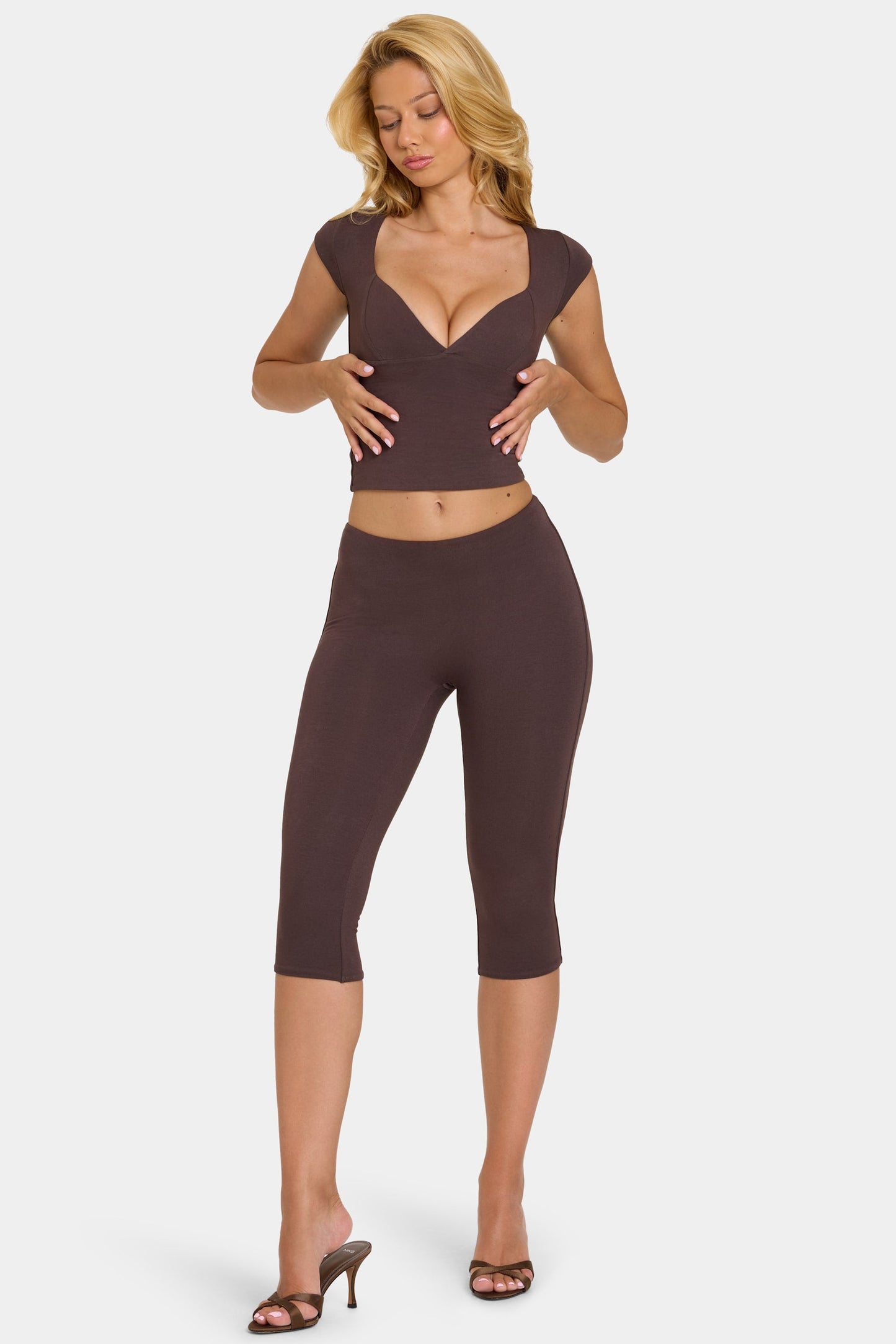Modal Capri Leggings in Chocolate