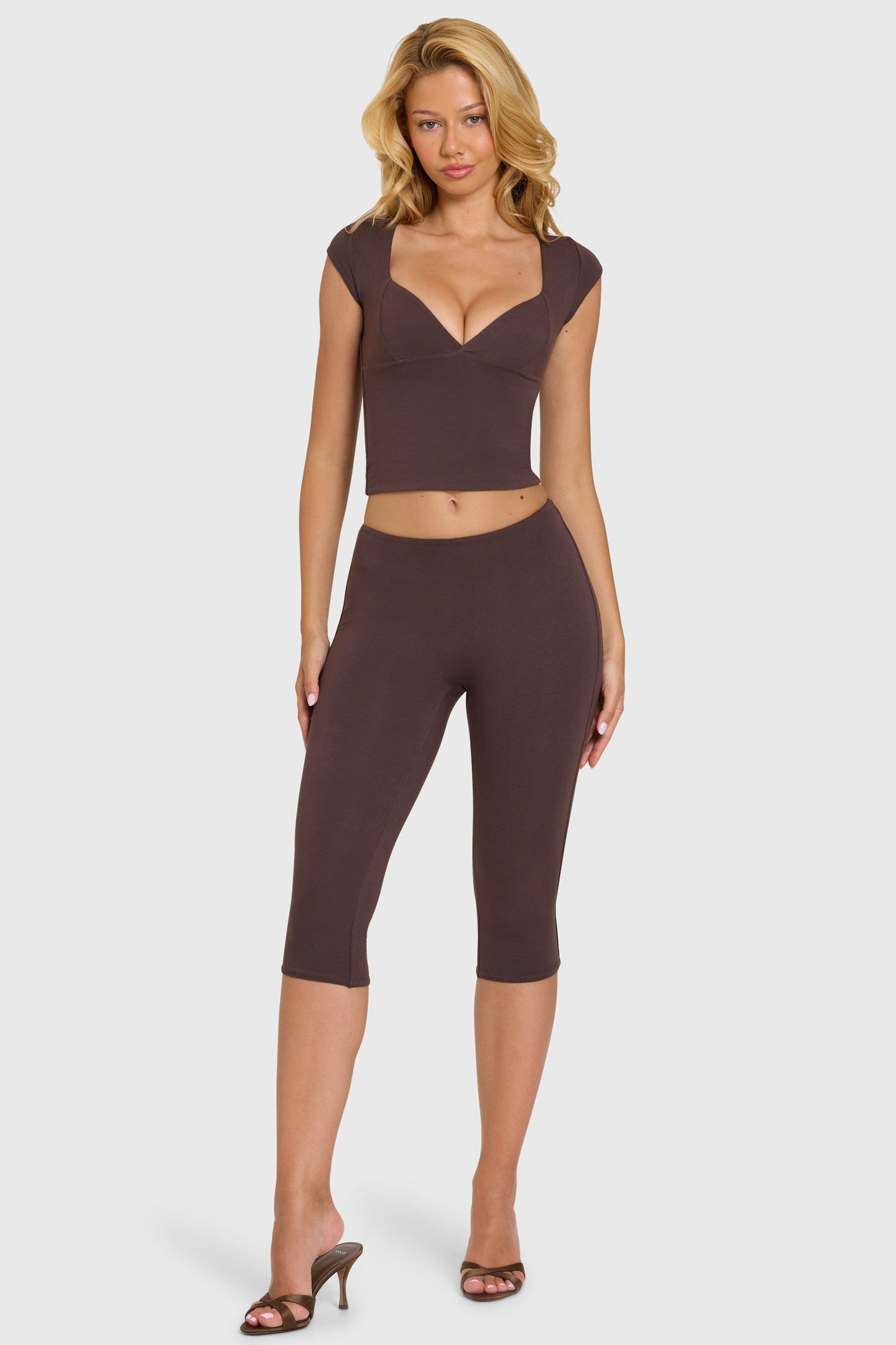 Modal Capri Leggings in Chocolate
