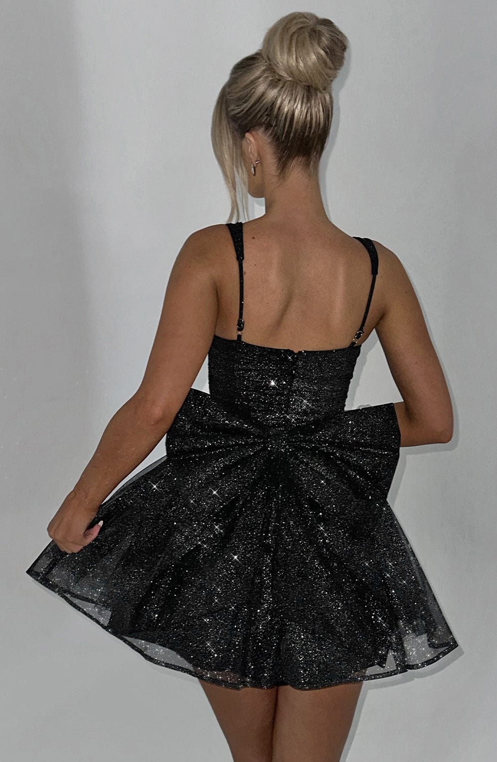 Vestido corto Polly - negro brillante