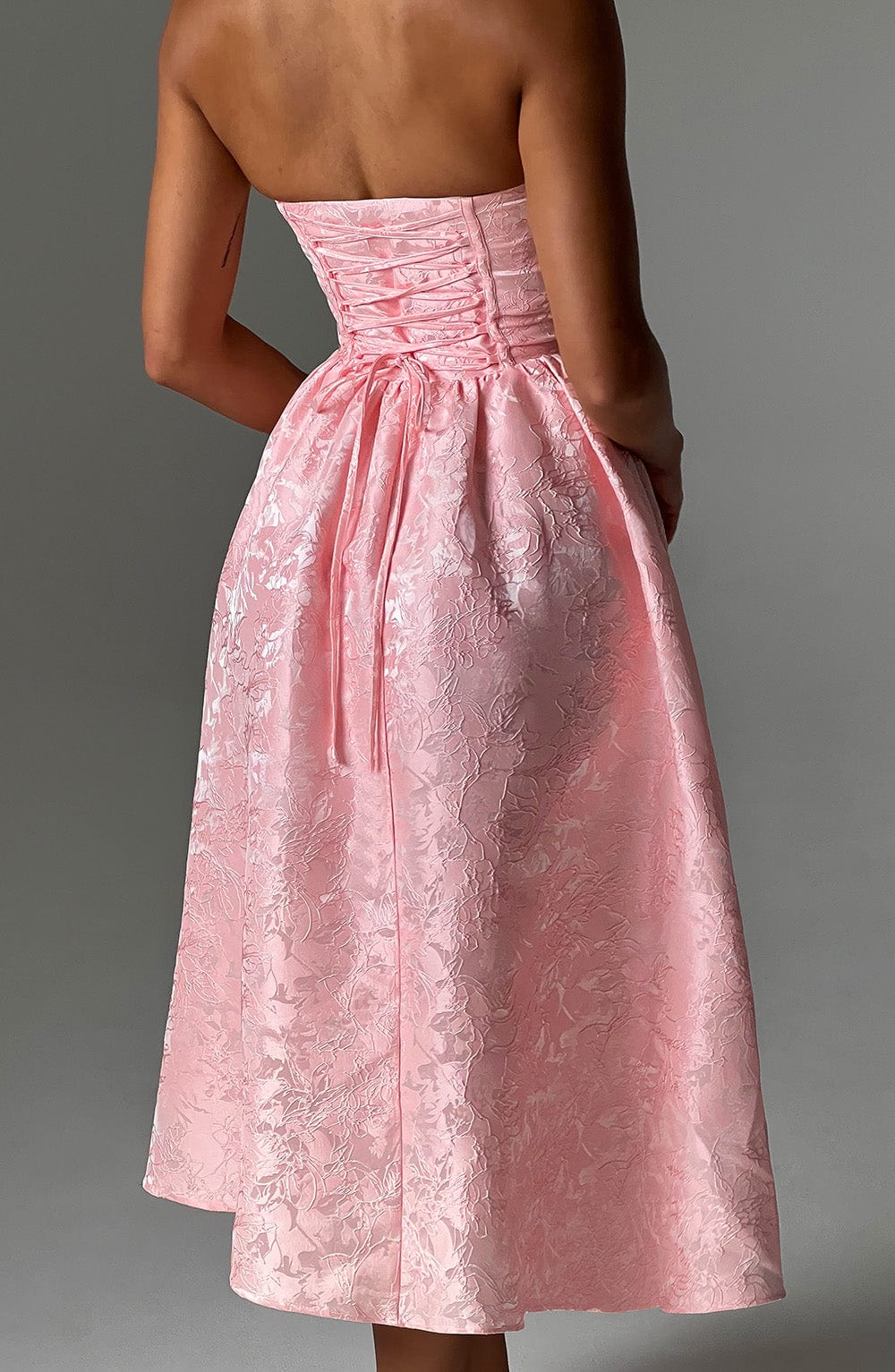 Vestido midi Saoirse - rosa empolvado