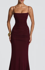 Vestido de gala Zaria - rojo cereza lacado