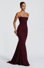 Vestido de gala Zaria - rojo cereza lacado