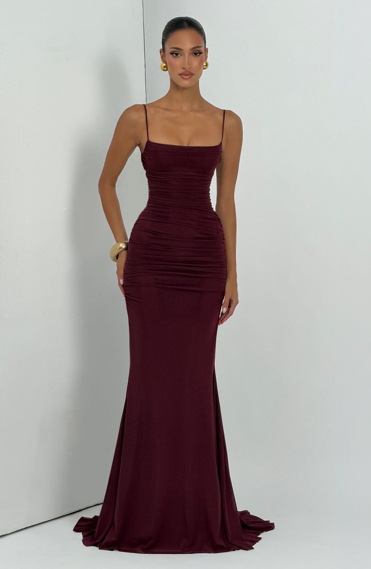 Vestido de gala Zaria - rojo cereza lacado